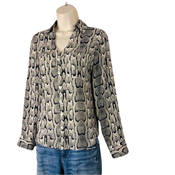 Express Signature Portofino Button Front Blouse Snake Skin Print Tan Blue Cream - Picture 11 of 16